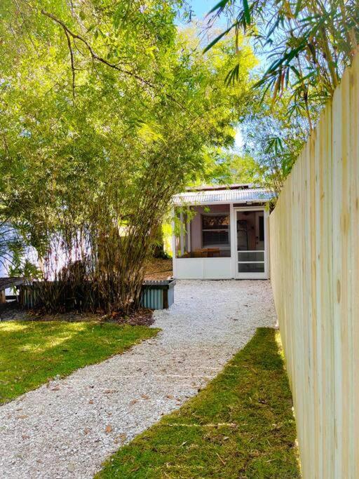 Sparkling Guest Home 2 Bedroom-15 Minutes To Clearwater Beach Εξωτερικό φωτογραφία